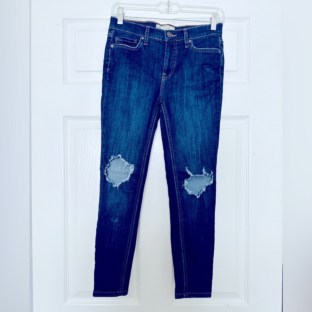 Free People destroyed knee skinny jeans